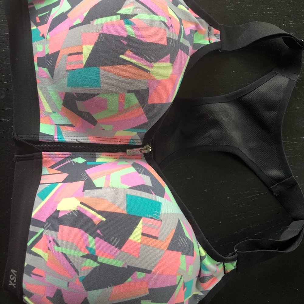 VS Sports Bra